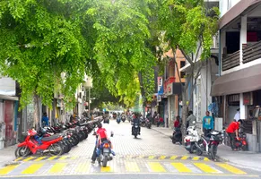 Belebte Straße in Male City
