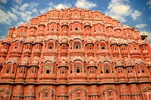 Der Hawa Mahal (Palast der Winde) in Jaipur