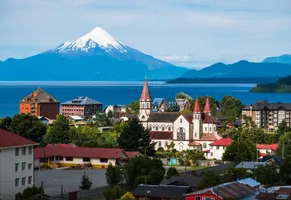 Puerto Varas, Chile © iStock mihtiiander