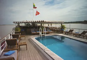 Pool auf der Belmond Road