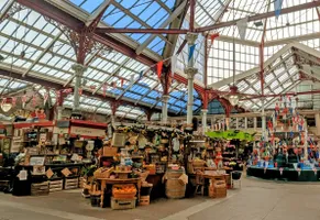 Historische viktorianische Markthalle im Herzen von Jersey