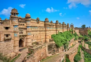 Gwalior-Fort AdobeStock © Boris