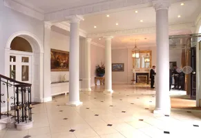 The Merrion Hotel, Vorderhalle