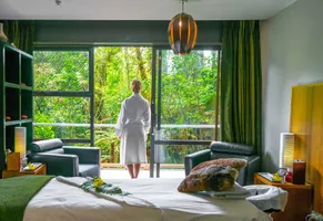 Te Waonui Forest Retreat