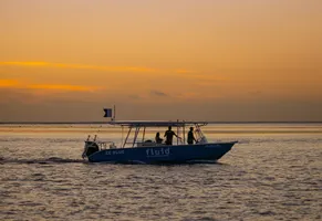 Bootsfahrt zum Sonnenuntergang