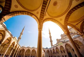 Blaue Moschee AdobeStock © rh2010