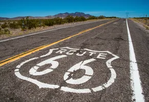 Route 66 AdobeStock © tanaonte