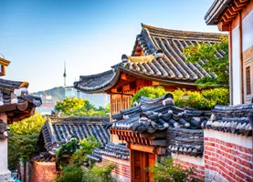 Traditionelles Dorf Bukchon Hanok  AdobeStock © sayan