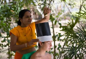 Shirovasti Öl Behandlung 