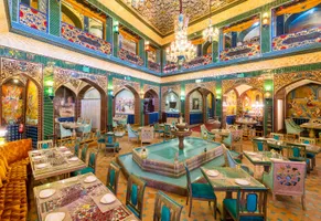 Traditioneller Souq Waqif mit orientalischer Architektur in Doha