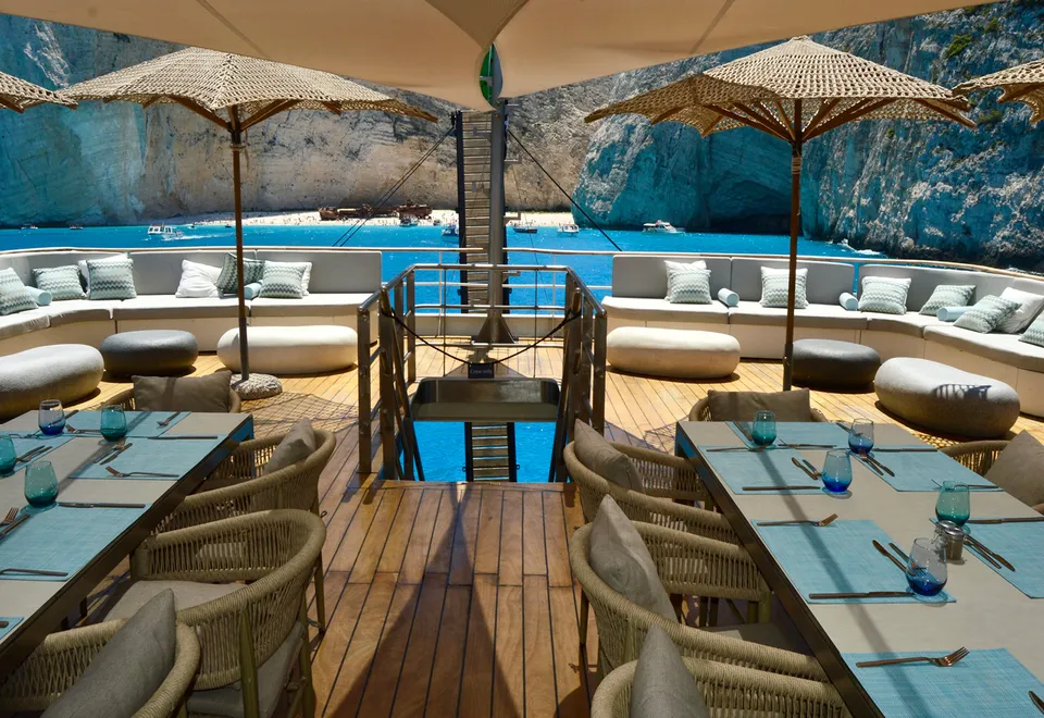 An Bord der ELYSIUM, Außendeck - Kykladen