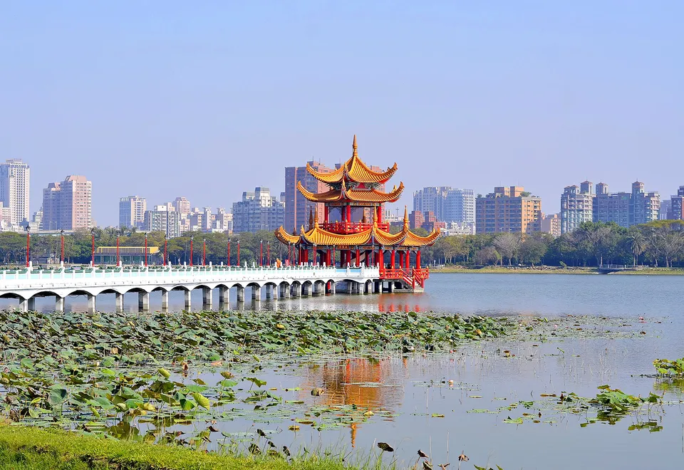 Pagode in Kaohsiung iStock © hxdyl