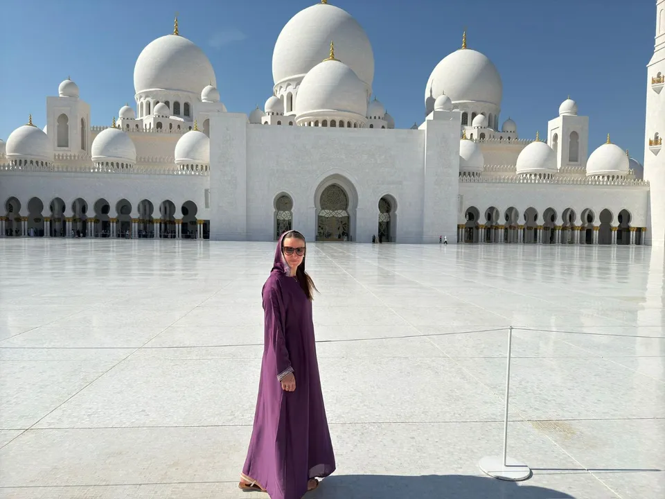 Reisespezialistin Josephine Miske unterwegs in Abu Dhabi